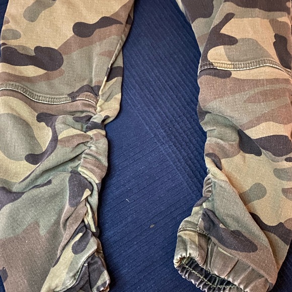 Army pant for boy very confortable - Picture 2 of 4